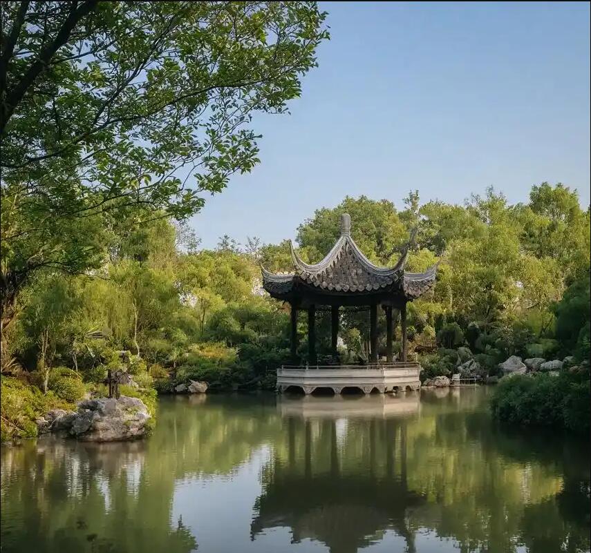 鸡西雨韵运动有限公司